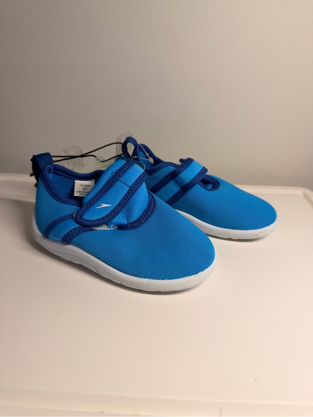 NEW- Speedo Shore Explore Blue Water Shoes Boys Sz S (5-6) Swim Shoes